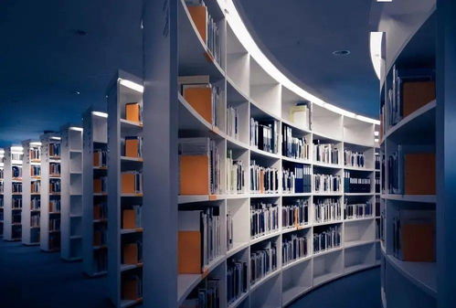 新課改背景下“四課一體”的智慧化實踐路徑 說課、講課、聽課、評課與互聯(lián)網(wǎng)科技創(chuàng)新的融合探索